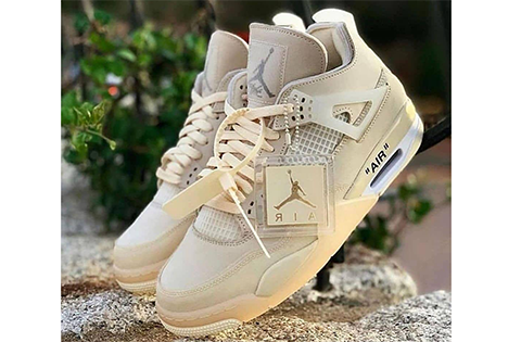 AIR JORDAN RETRO 4