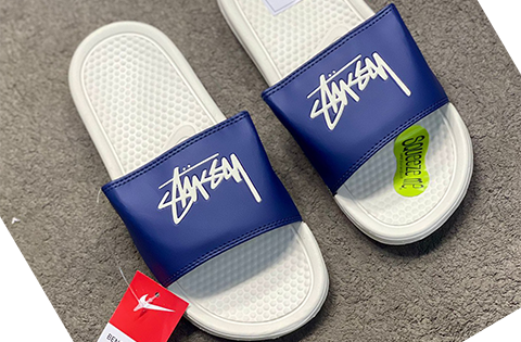 stussy nike benassi